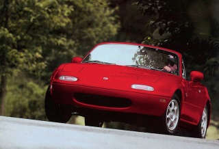 Illustration for article titled The Ten Best First Cars For A Teenage Gearhead